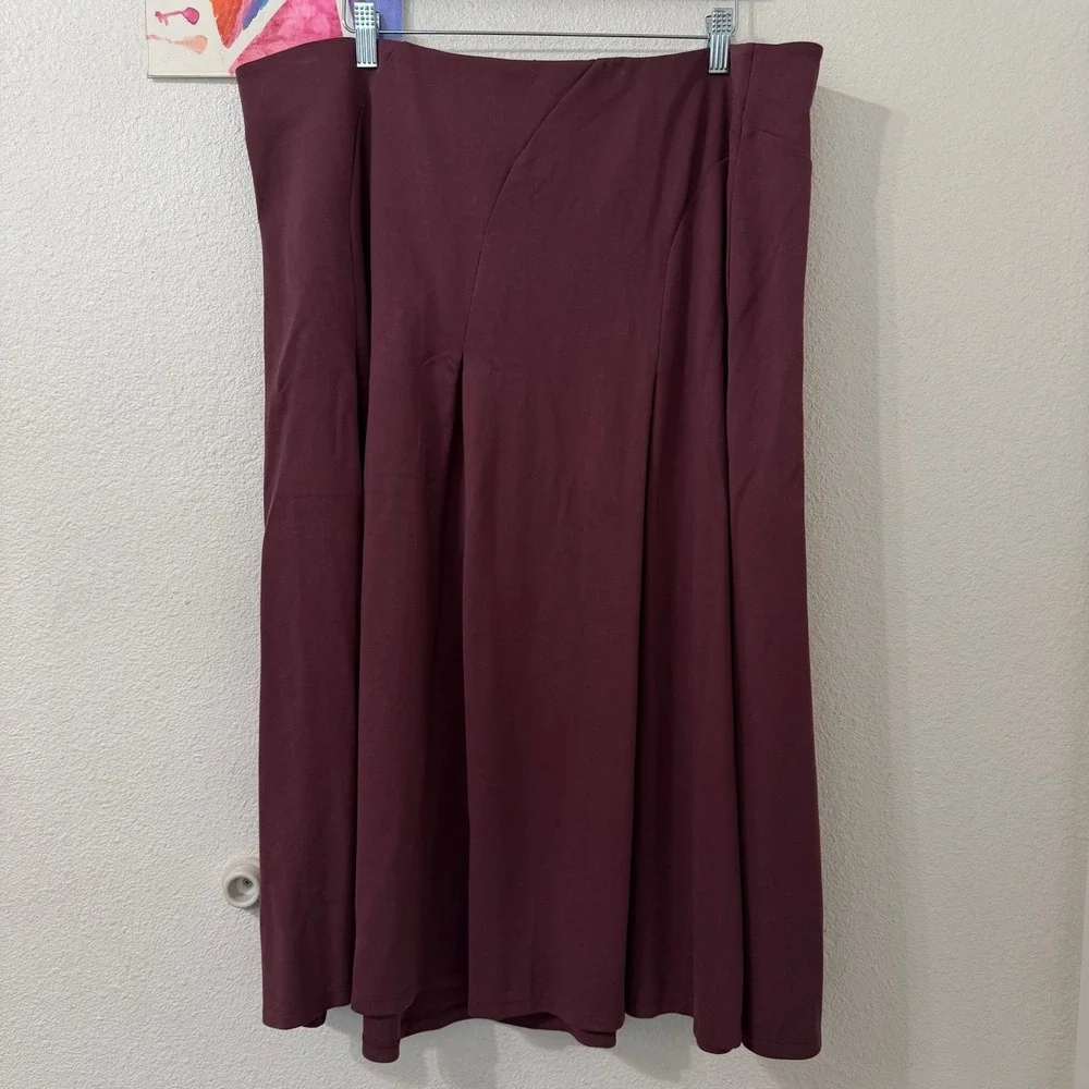 Beautiful by Lawrence Zarian Womens 1X Plum 2-Piece Skirt Set Minimalist Career